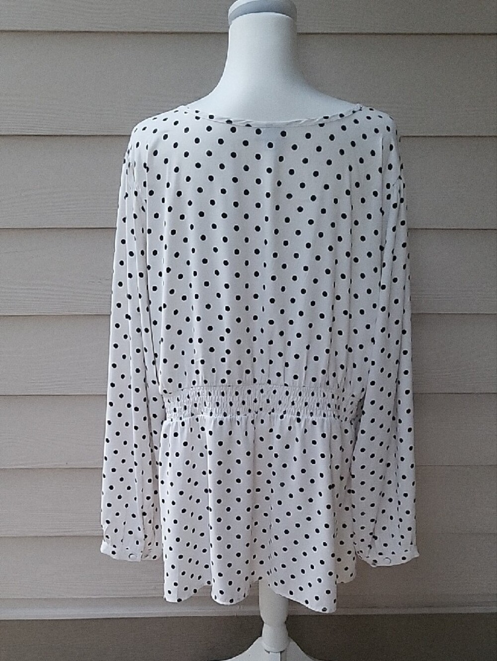 Torrid White Black Polka Dot Smocked Peplum Blouse Size 3 (3X) - Picture 9 of 16